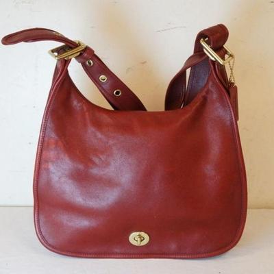 1030	COACH MAROON LEATHER FLAP BAG, APPROXIMATELY 12 IN L X 9 IN H X 4 IN, SOME MARKING ON LEATHER
