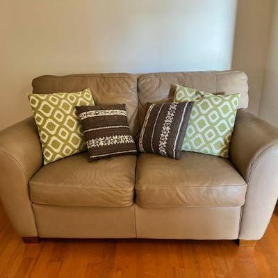 KDE050- Natuzzi Beige Leather Couch
