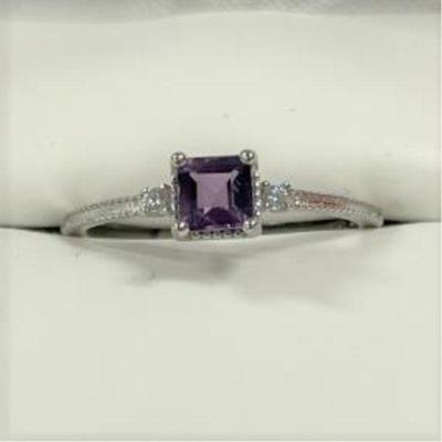 Please visit https://garnetgazelle.com/ to find more information on our items and to place your bids. These photos are only half of what...