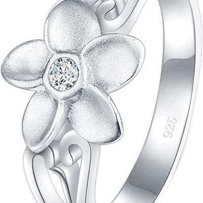 Please visit https://garnetgazelle.com/ to find more information on our items and to place your bids. These photos are only half of what...