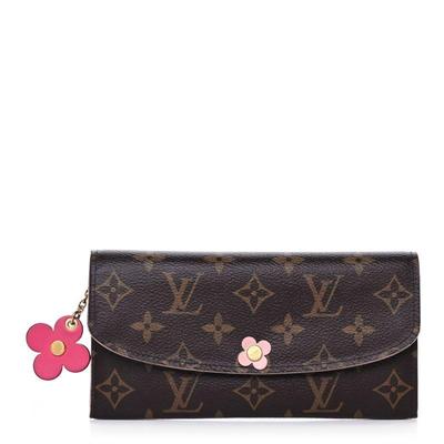Please visit https://garnetgazelle.com/ to find more information on our items and to place your bids. These photos are only half of what...