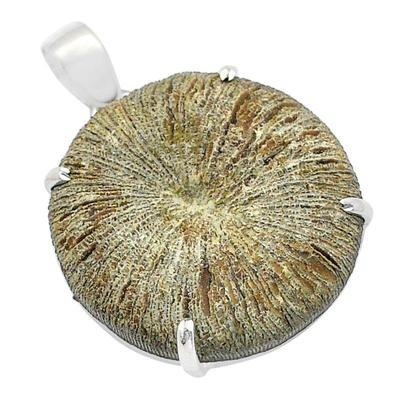 Please visit https://garnetgazelle.com/ to find more information on our items and to place your bids. These photos are only half of what...