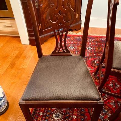 Set of 8 Hickory Chair dining chairs