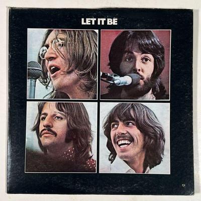(3pc) BEATLES ALBUMS  |  Vinyl records, including: Abbey Road (Apple SO-383); Hey Jude (Apple SW-385); and Let It Be (AR 34001)