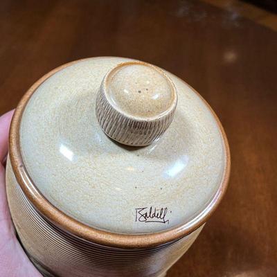 BALDELLI CERAMIC JAR  |  Lidded turned pottery jar, signed on the lid - h. 7.5 x dia. 5 in.