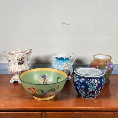(5pc) DECORATIVE PORCELAIN  |  Including a Limoges vase [cracked bottom], a Chinese style planter of small size with deep blue ground, a...