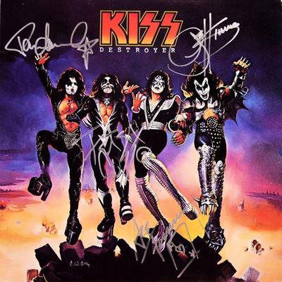 Kiss signed album