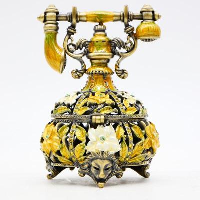 Bid on placerauctions.com
View more pictures and a detailed description of this item on placerauctions.com