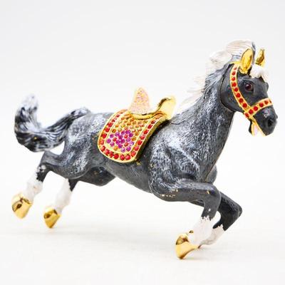 Bid on placerauctions.com
View more pictures and a detailed description of this item on placerauctions.com