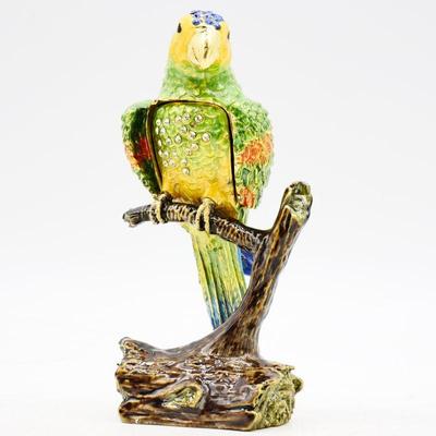 Bid on placerauctions.com
View more pictures and a detailed description of this item on placerauctions.com