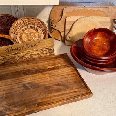 Lot 052-LOC: Cutting Boards and More

