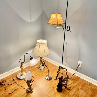 Lot 062-BR2: Lamps for Days!

