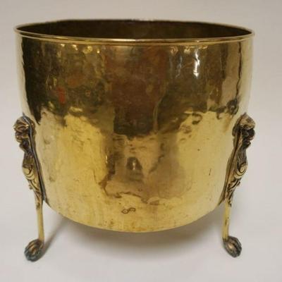 1096	ENGLISH BRASS ROUND POT W/FOOTED LIONS HEADS & PAWS, APPROXIMATELY 10 1/4 IN X 11 IN HIGH

