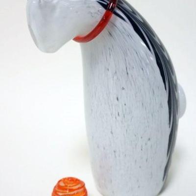 1071	BOHEMIAN CONTEMPORARY ART GLASS SCULPTURE OF CAT STARING AT GLASS BALL, APPROXIMATELY 8 1/2 IN HIGH
