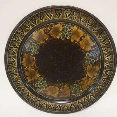 1122	NICE ANTIQUE 19TH CENTURY ROUND TIN TOLE PAINT DECORATED TRAY, APPROXIMATELY 20 IN
