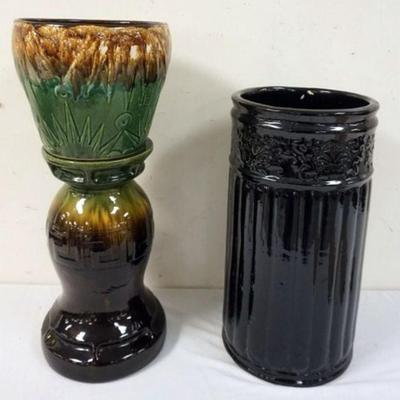 1150	MAJOLICA POT AND PEDESTAL WITH UMBRELLA STAND, POT AND PEDESTAL, DO NOT MATCH APPROXIMATELY 26 IN H
