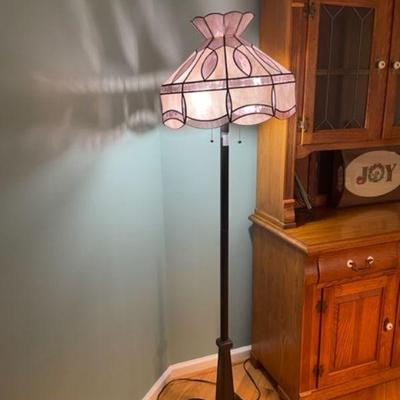 Awesome Tiffany style floor lamp $75.00
