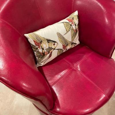 Grandin Road Phoebe Swivel Chair.Wrap-around design meets swiveling comfort for your smallest spaces.(29" dia. x 31-1/4"H) 