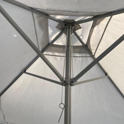 Santa Barbara Designs Paseo 9â€ Umbrella 
Sleek and refined, the Paseo umbrella has been the popular choice for hotels, restaurants,...