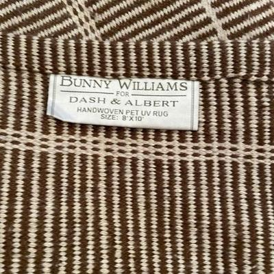 Bunny Williams for Dash & Albert Handwoven Pet/UV Rug. Timeless style and durable construction. (8x10) 