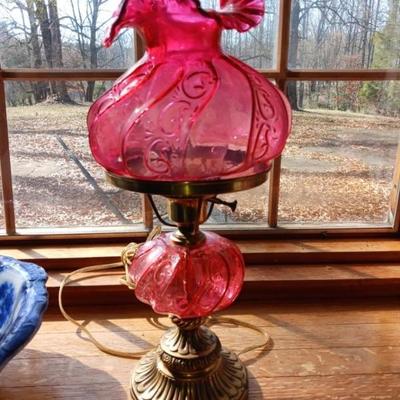 Fenton cranberry art glass table lamp