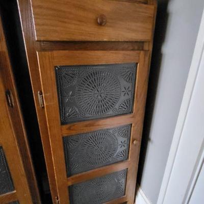 Single pie safe