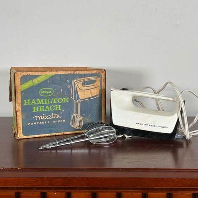 VINTAGE HAMILTON BEACH MIXER  |  
Mixette Portable Mixer in original box
