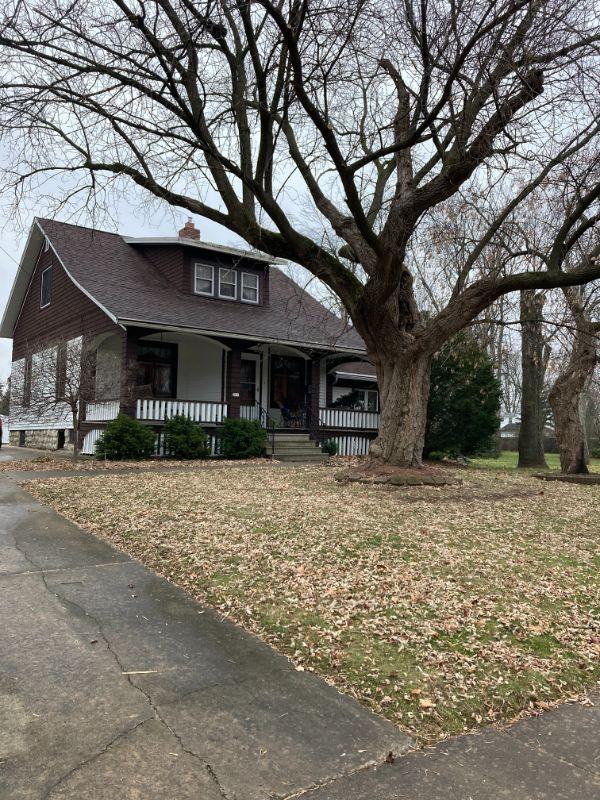 DePere Estate Sale by Emily, Friday, December 2, 9 5 & Saturday