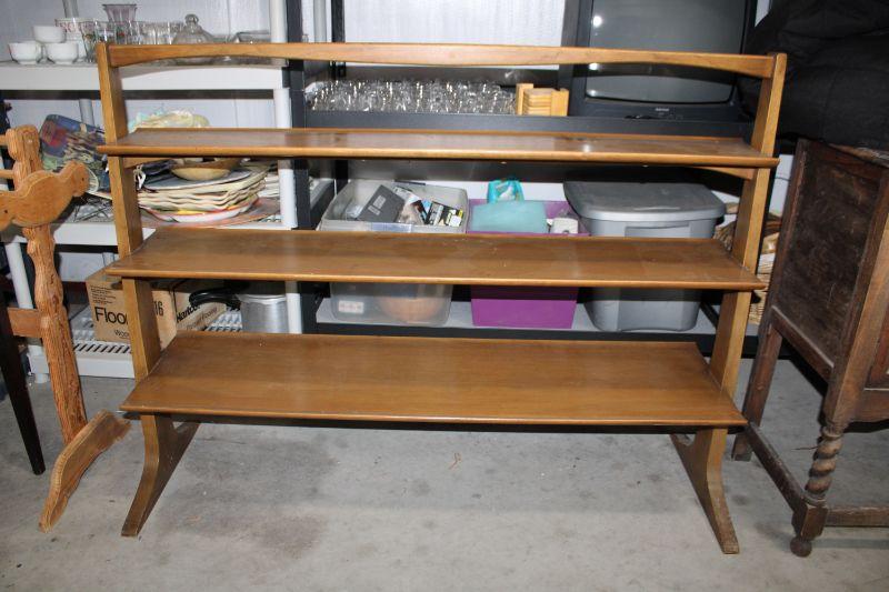 Huge Warehouse Liquidation Sale Justin Tx