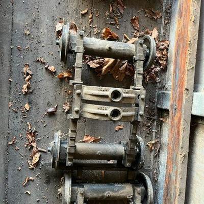 LIVE & ONLINE 12:00pm Start (LIVE AUCTIONEERS)...