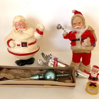 Tin wind-up Santa, working cond. (right side of photo)
