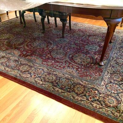 Oriental hand-knotted Lilihan rug, 7 ft 10 in x 9 ft 10 in., excellent cond.
