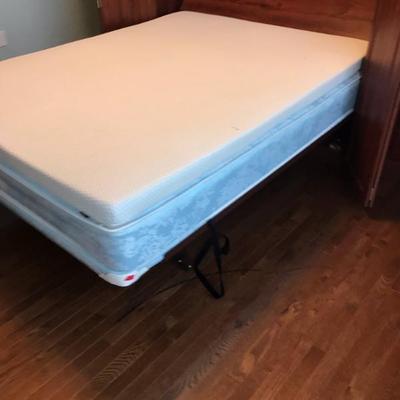 Murphy queen bed with side bookshelves $599
10' X 21