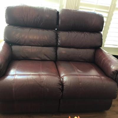 Leather recliner loveseat $245
60 X 32 X 41
