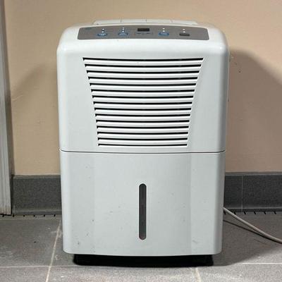 GE DEHUMIDIFIER  |
Model ADEL30LRQ1