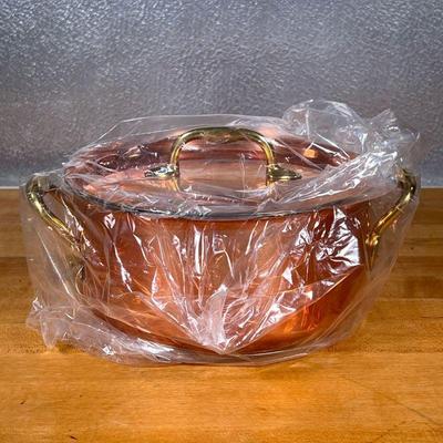 SMALL COPPER POT  |
Small cooking pot with lid - h. 4 x dia. 7.5 in. (pot only)