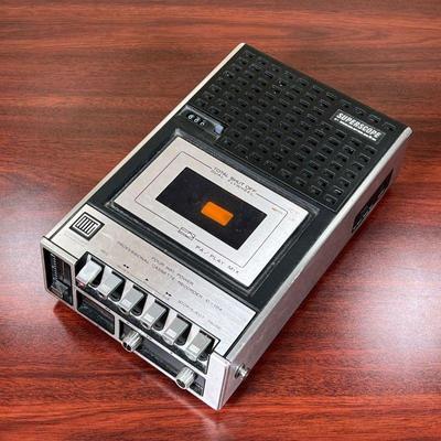 MARANTZ CASSETTE RECORDER  |
Superscope by Marantz - l. 10.75 x w. 6.75 in.
