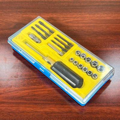 SOCKET WRENCH SET  |
In original case - l. 10 in. (case)