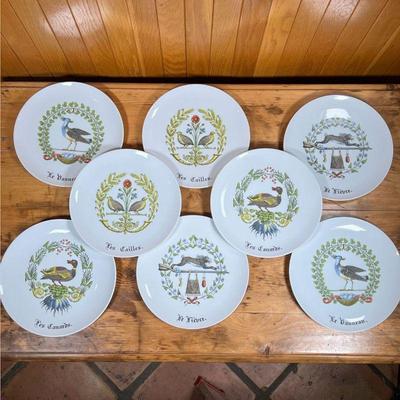 (8pc) D'AUTEUIL PLATES  |
Rimless - dia. 10 1/4 in.
