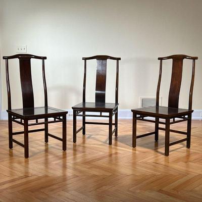 (3pc) BAKER CHINESE SIDE CHAIRS  |  
Imperial hat Chinese side chairs Baker, Knapp and Tubbs - l. 19 x w. 19 x h. 40.5 in.