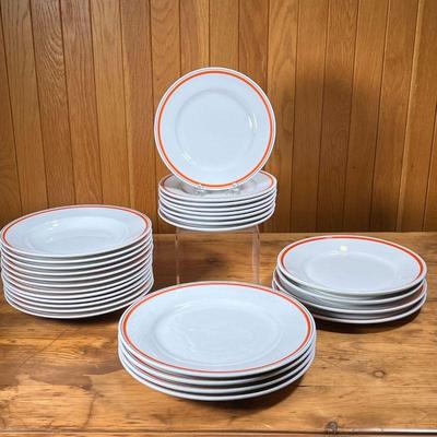 (28pc) D'AUTEIL DINNERWARE  |
Porcelaine D'Auteuil Birstrot Rust Orange French dinnerware, including 12 low dishes (dia. 9...