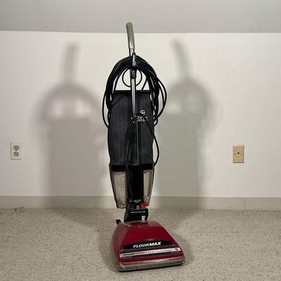 HOOVER COMMERCIAL VACUUM  |
Model C1529, made in USA
