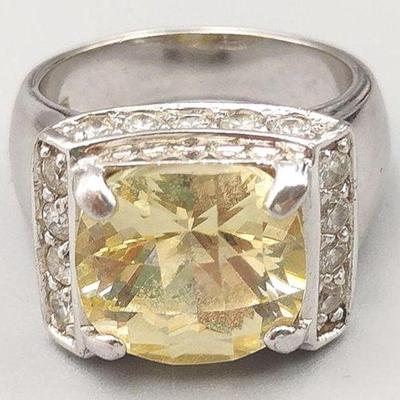 Beautiful citine & Diamond ring
