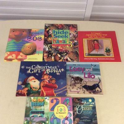 MMT073 Eight Hawaiian Childrenâ€™s Hardcover Books