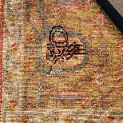 Middle Eastern, Persian & Oriental rugs. This rug measures 114