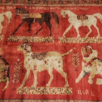 Middle Eastern, Persian & Oriental rugs. This rug measures 55