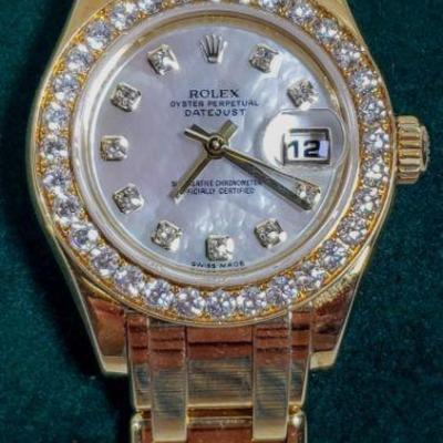 ROLEX Luxury Ladies Watch - 18K (750) Gold & 2 Total Carats of Diamonds. Rolex Oyster Perpetual Datejust Superlative Chronometer. Thick...