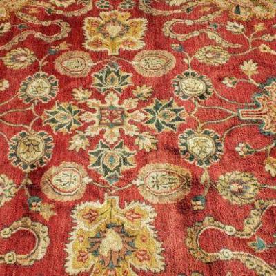Middle Eastern, Persian & Oriental rugs. This rug measures 108