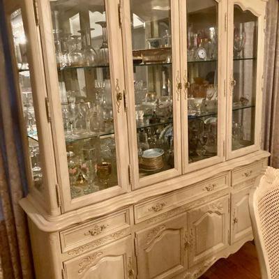 1990s white oak French country style breakfront/hutch (matches table and chairs)