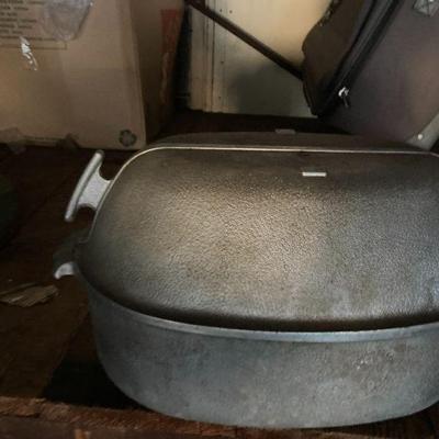 1950s Guardian Service turkey roaster in great condition (HUGE!)